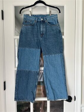 Monki Two-Tone High-Rise Patchwork Jeans in Blue